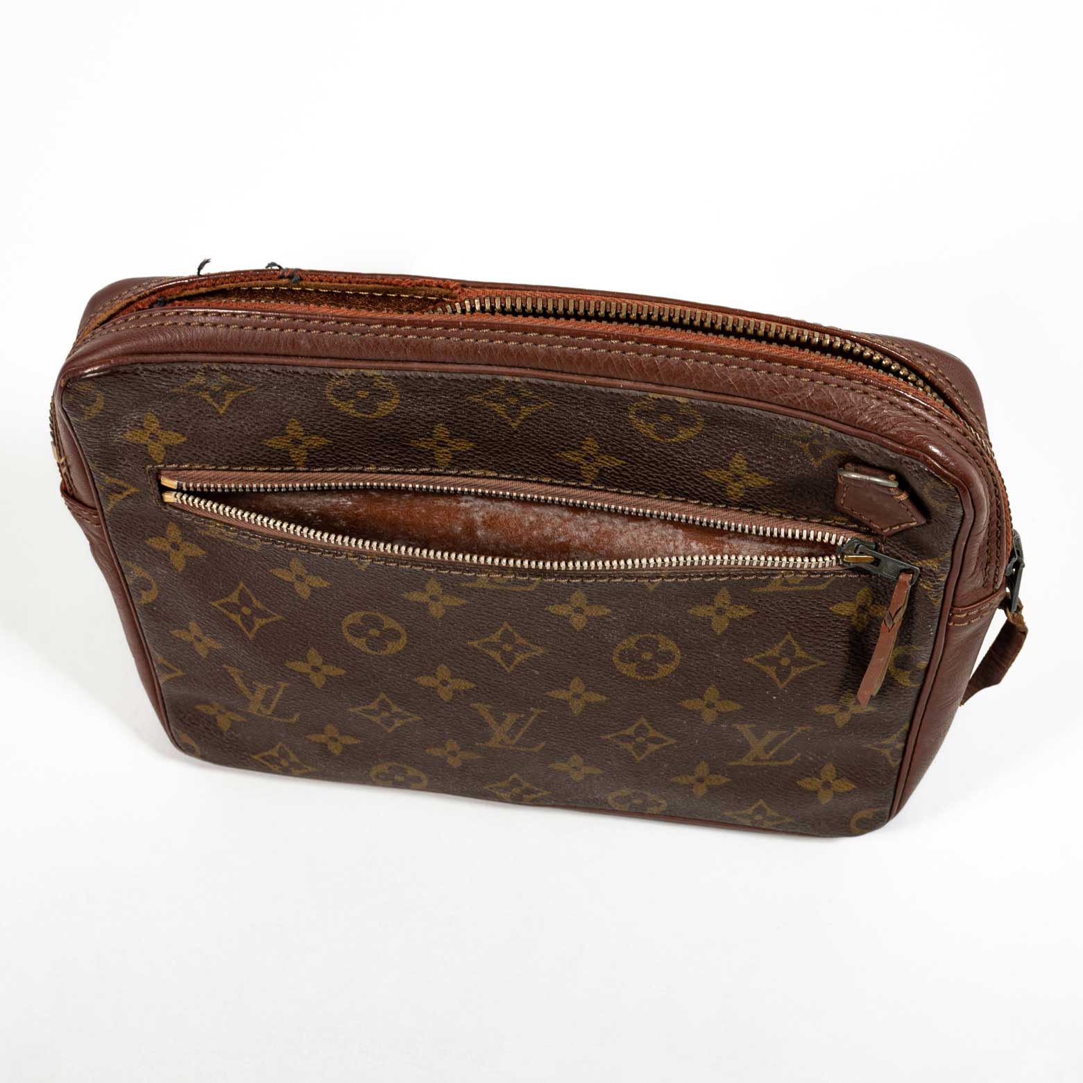 70's Louis Vuitton Clutch/Crossbody with Eclair Zipper Pull #2 - Quirk