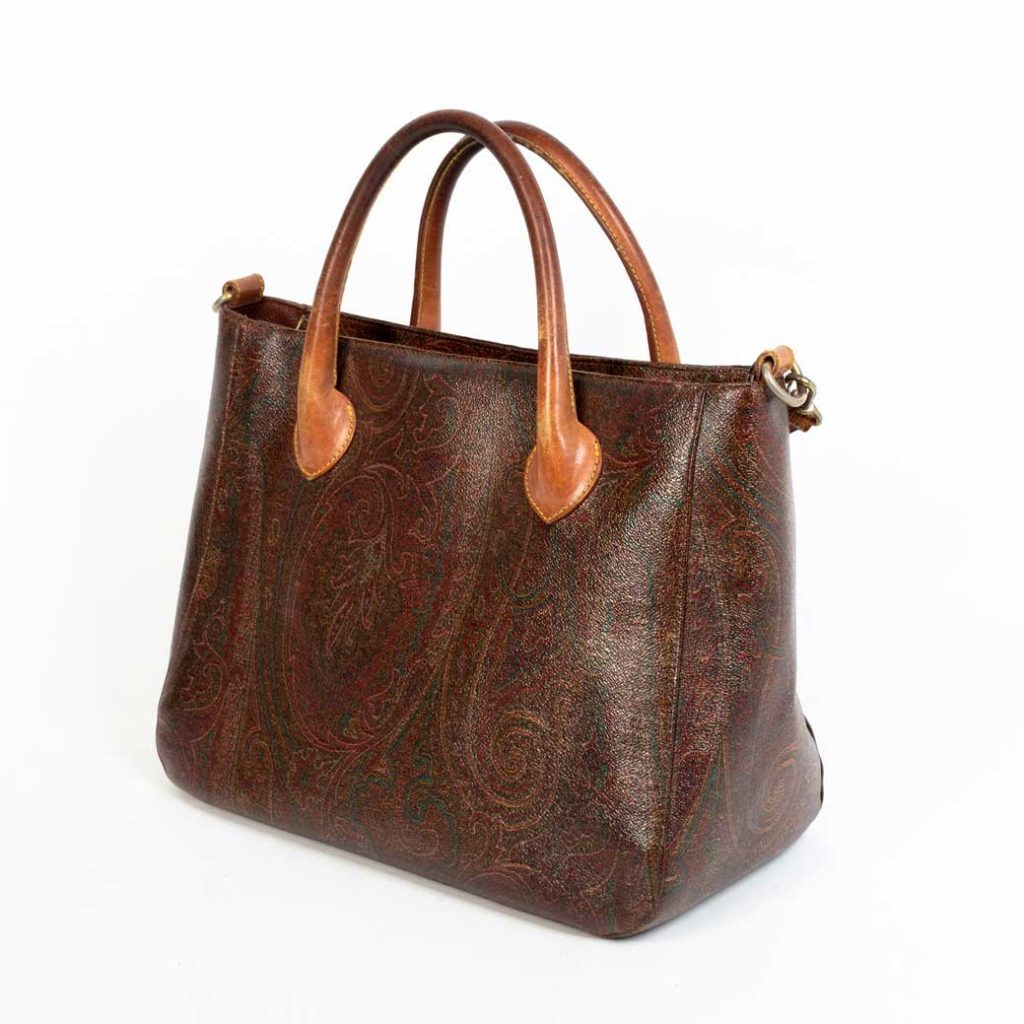 Shop ETRO Shoulder Bags (01427 8040 8000) by FSshop51
