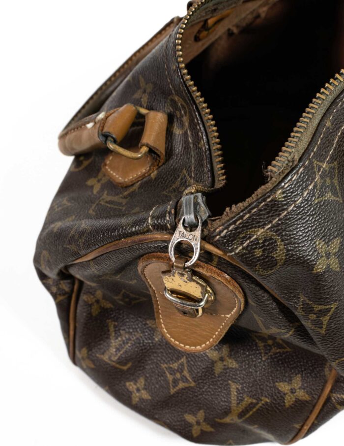 90's Louis Vuitton Mini Speedy with Push lock Closure - Image 4