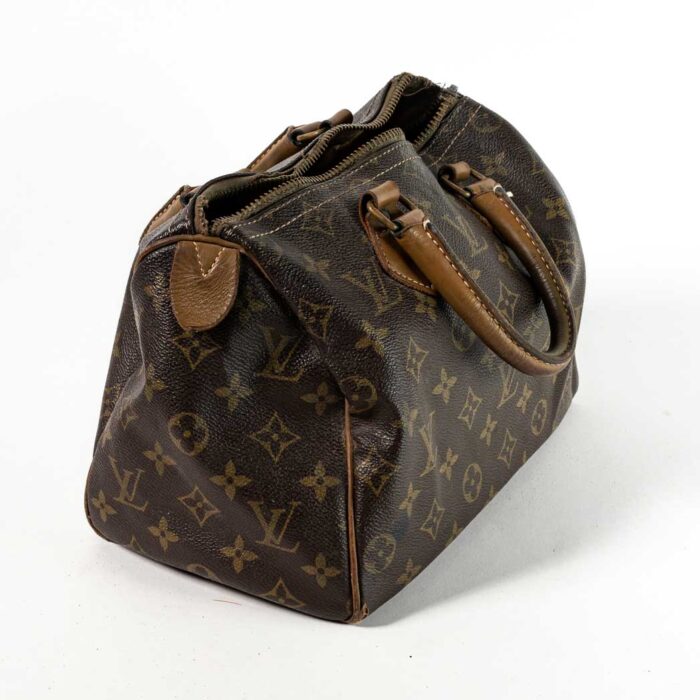 90's Louis Vuitton Mini Speedy with Push lock Closure - Image 9