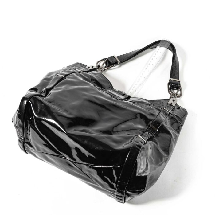 2000s Celine Black Patent Hobo Bag - Image 3