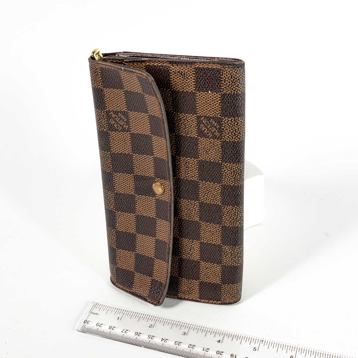 Louis Vuitton, Bags, Clearance Early 8s Authentic Louis Vuitton Checkbook  Style Vertical Wallet