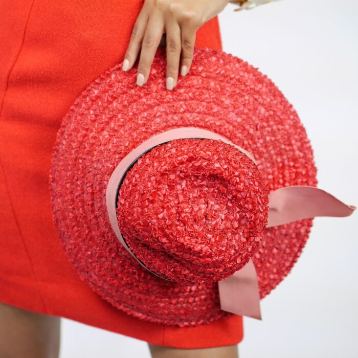 1960s/70s Red Straw Oversized Sun Hat w/Bow Accent - Image 4