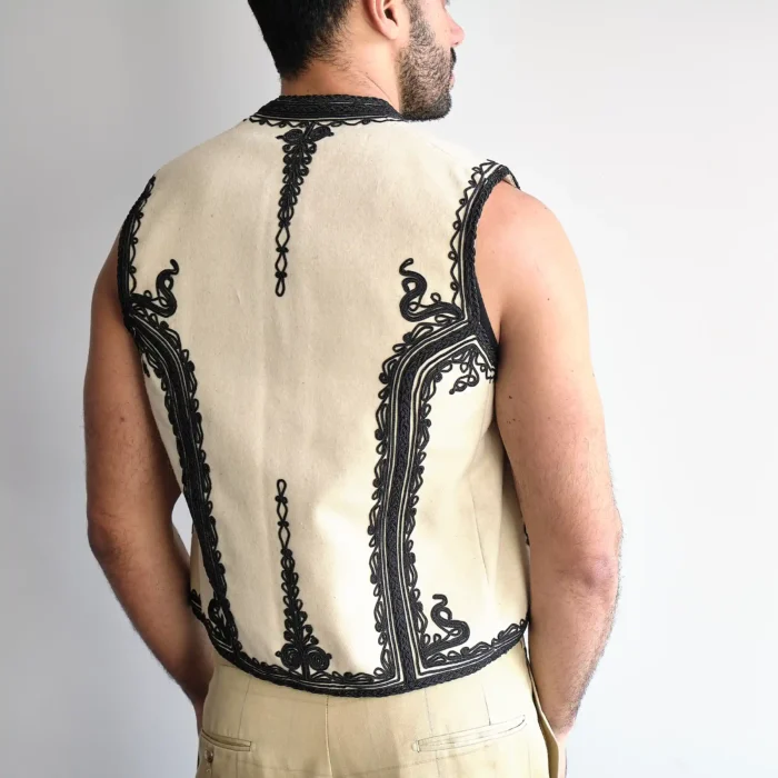 1960s Wool Uzbek/Afghan Embroidered Vest/Waistcoat - Image 7