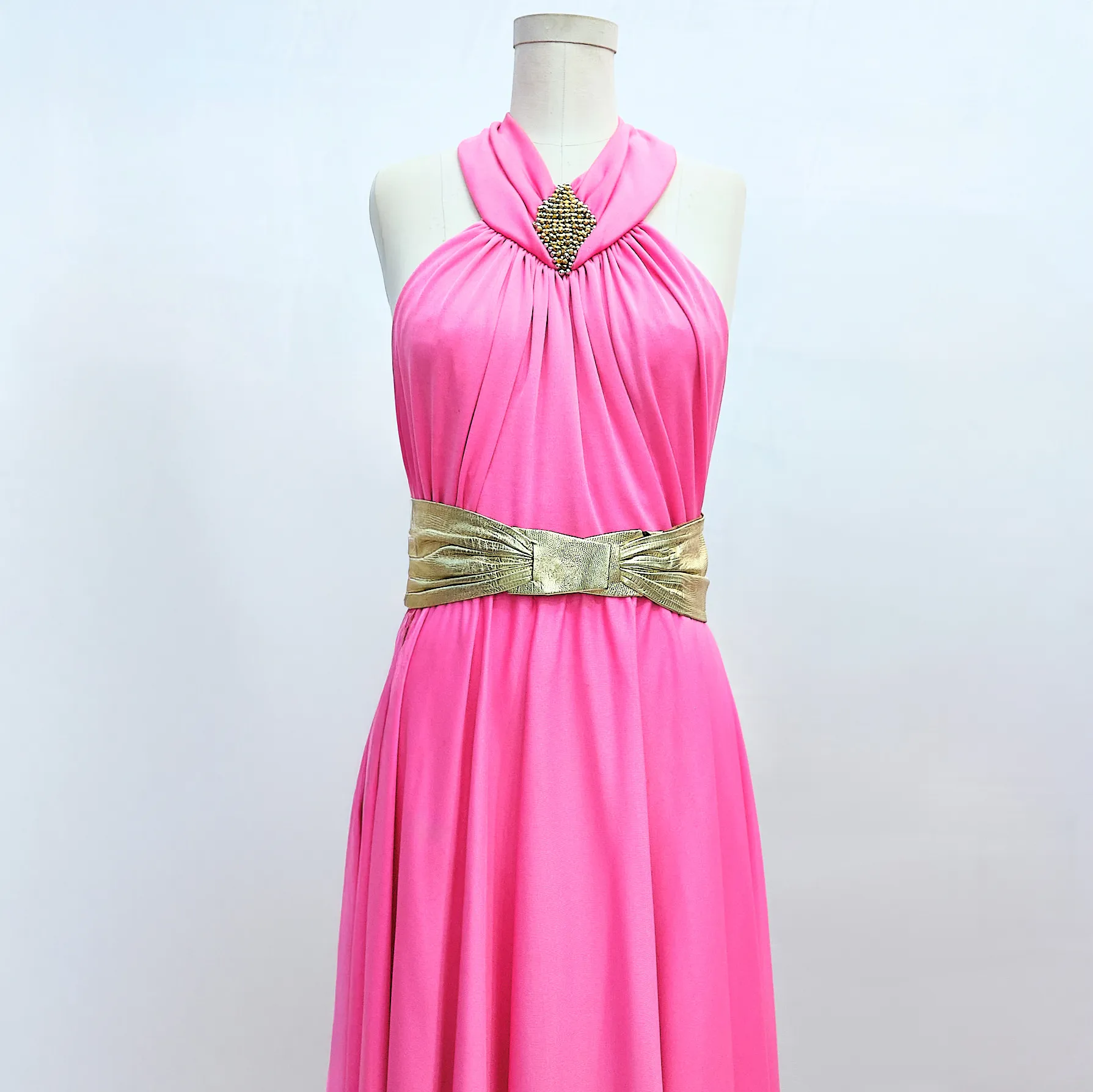 Late 1970s–Early 1980s Anne Klein for Calderon Gold Leather Wide Waist Belt – Saks Fifth Avenue Exclusive (Size 0/2, 24")