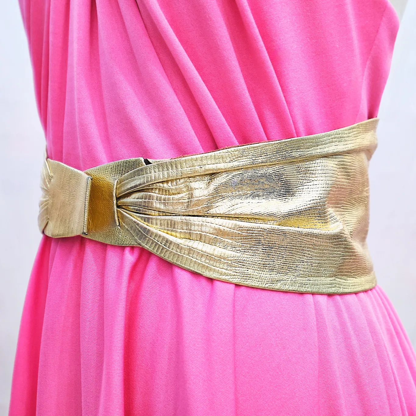 Late 1970s–Early 1980s Anne Klein for Calderon Gold Leather Wide Waist Belt – Saks Fifth Avenue Exclusive (Size 0/2, 24") - Image 5