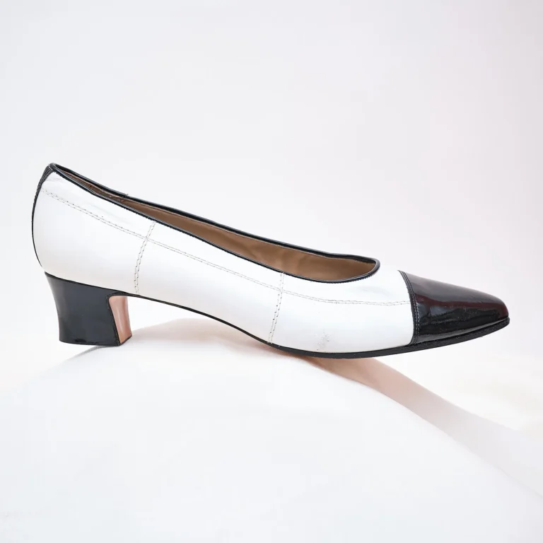  1990s Van Eli Cap Toe Patchwork Pumps – Black & White Leather – Chanel-Inspired – Size 10N