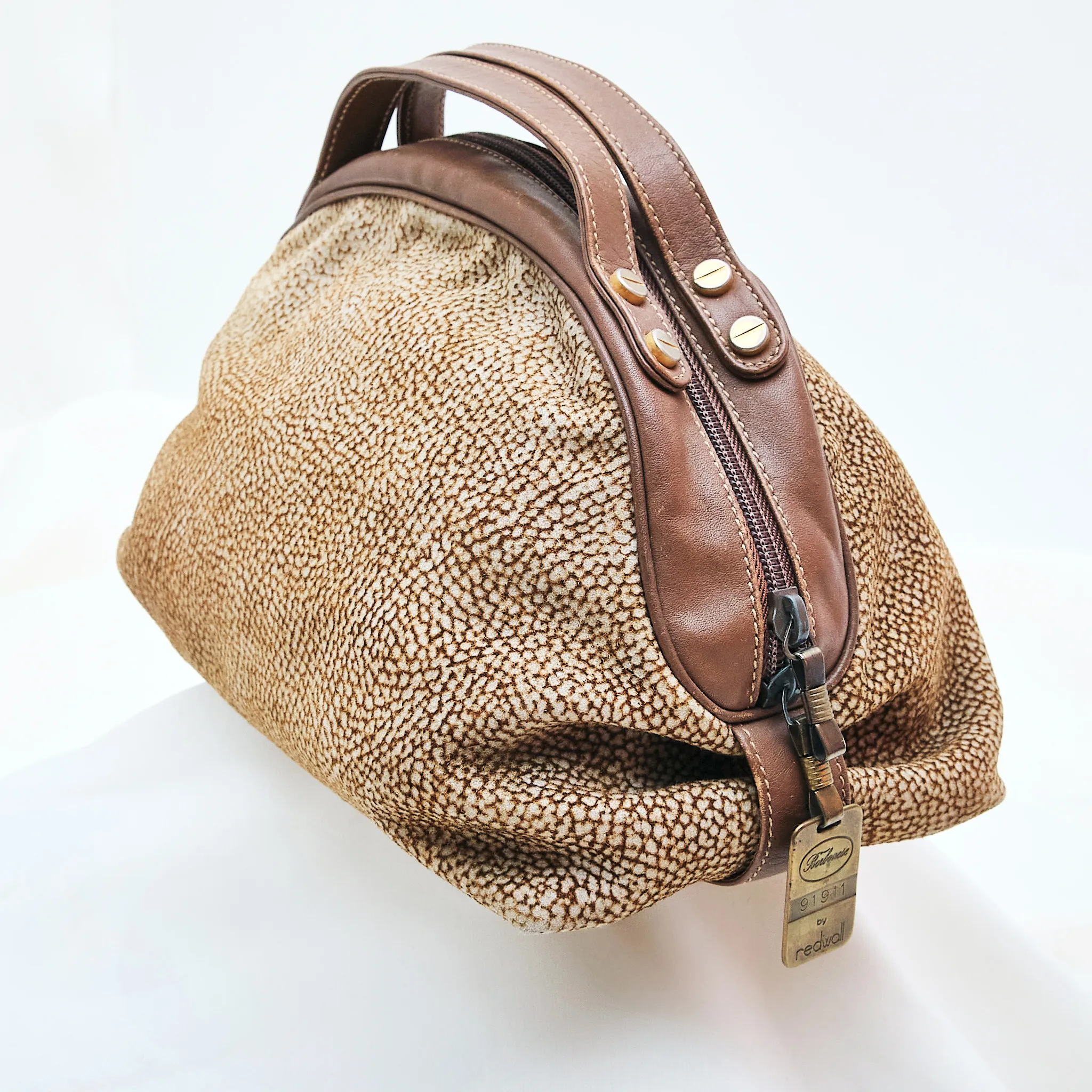 1980s Borbonese by Redwall Suede Pillow Bag – Excellent Condition - Image 4