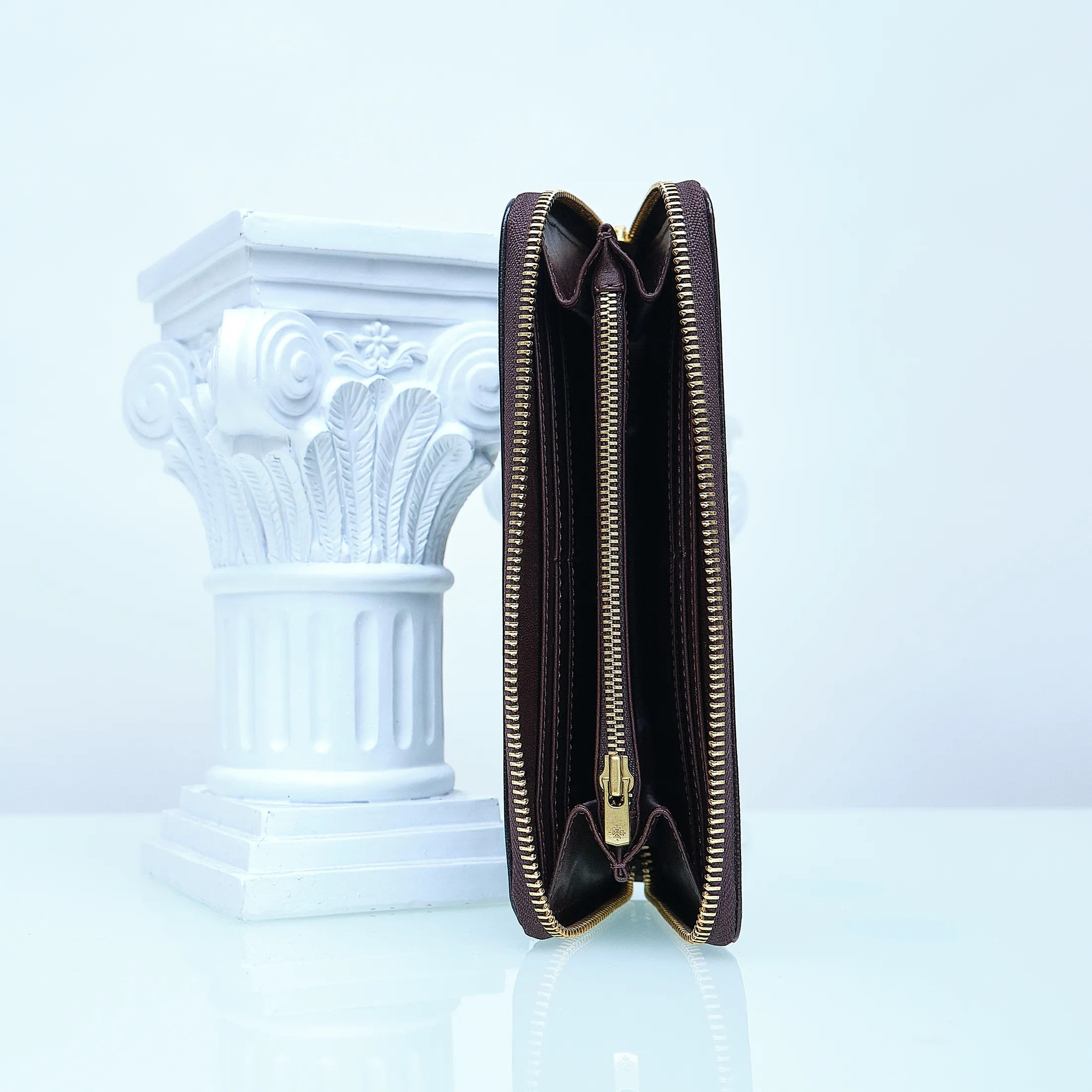 Patek Philippe Zip-Around Wallet — Patent Leather (2000s) - Image 3