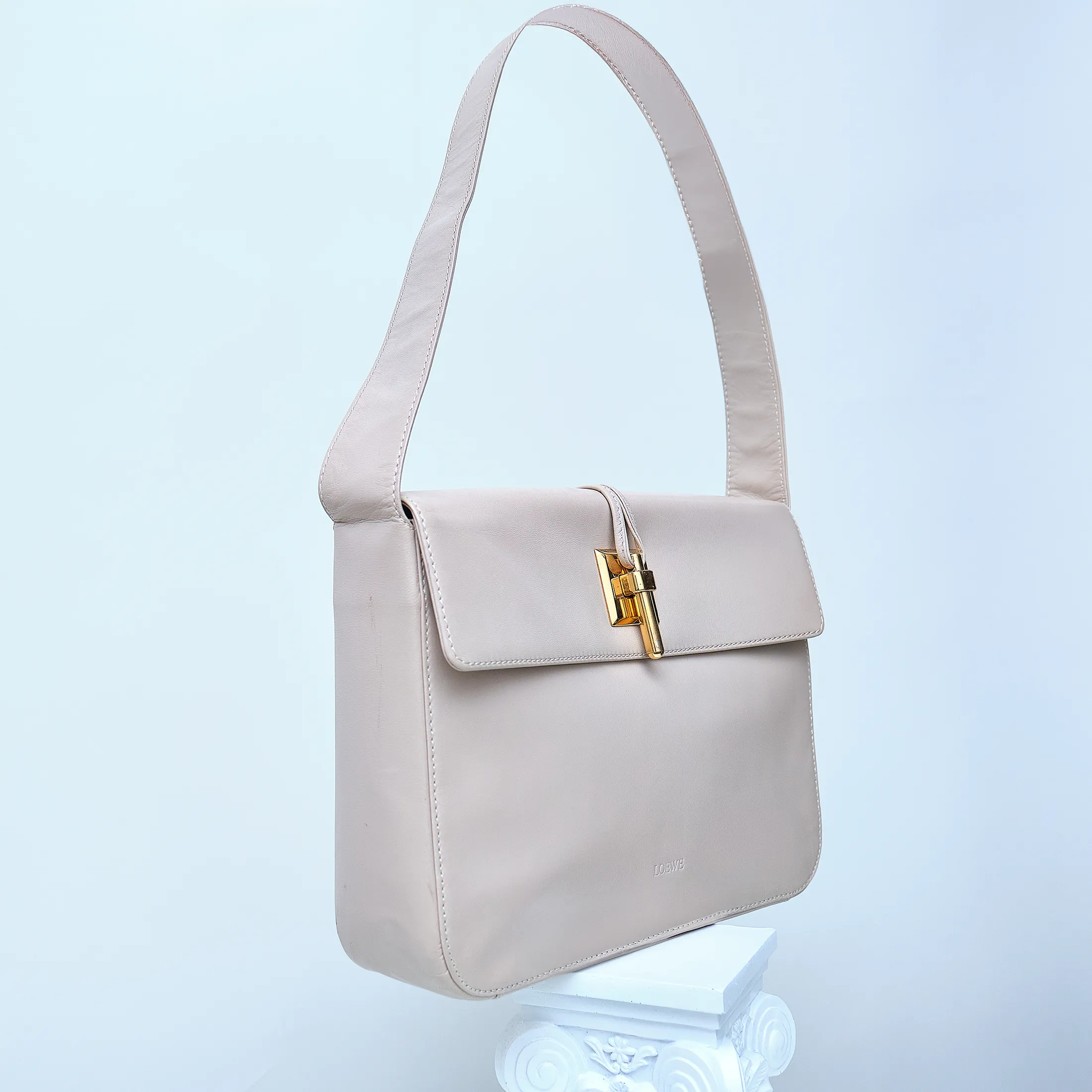 90s Loewe Minimalist Lamb Leather Shoulder Bag with Gold Hardware - Image 3