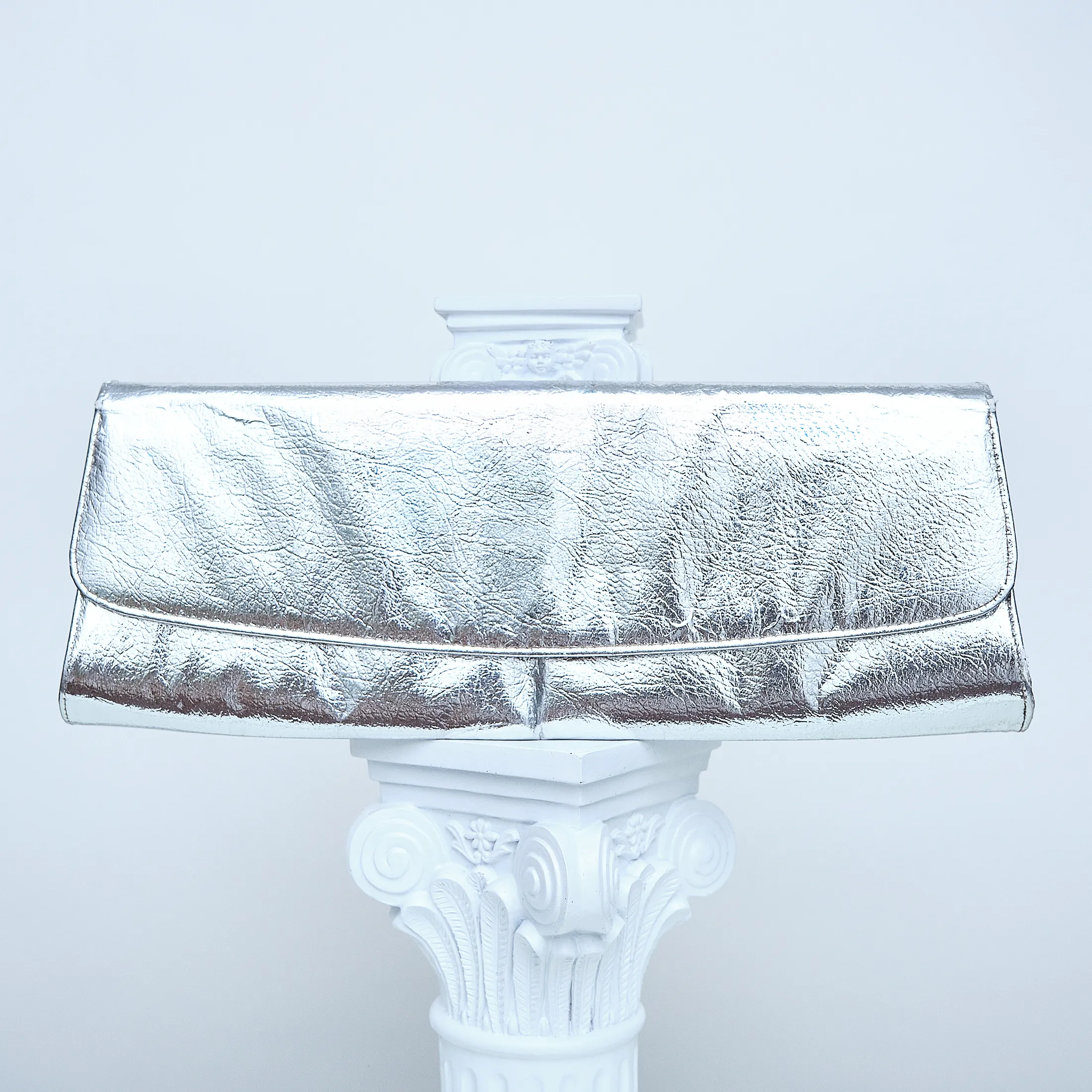 1960s Space Age Silver Metallic Clutch