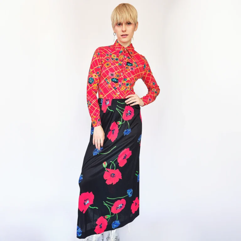 1970s/80s Saks Fifth Avenue Poppy Print Nylon Maxi Skirt – Size 2/4
