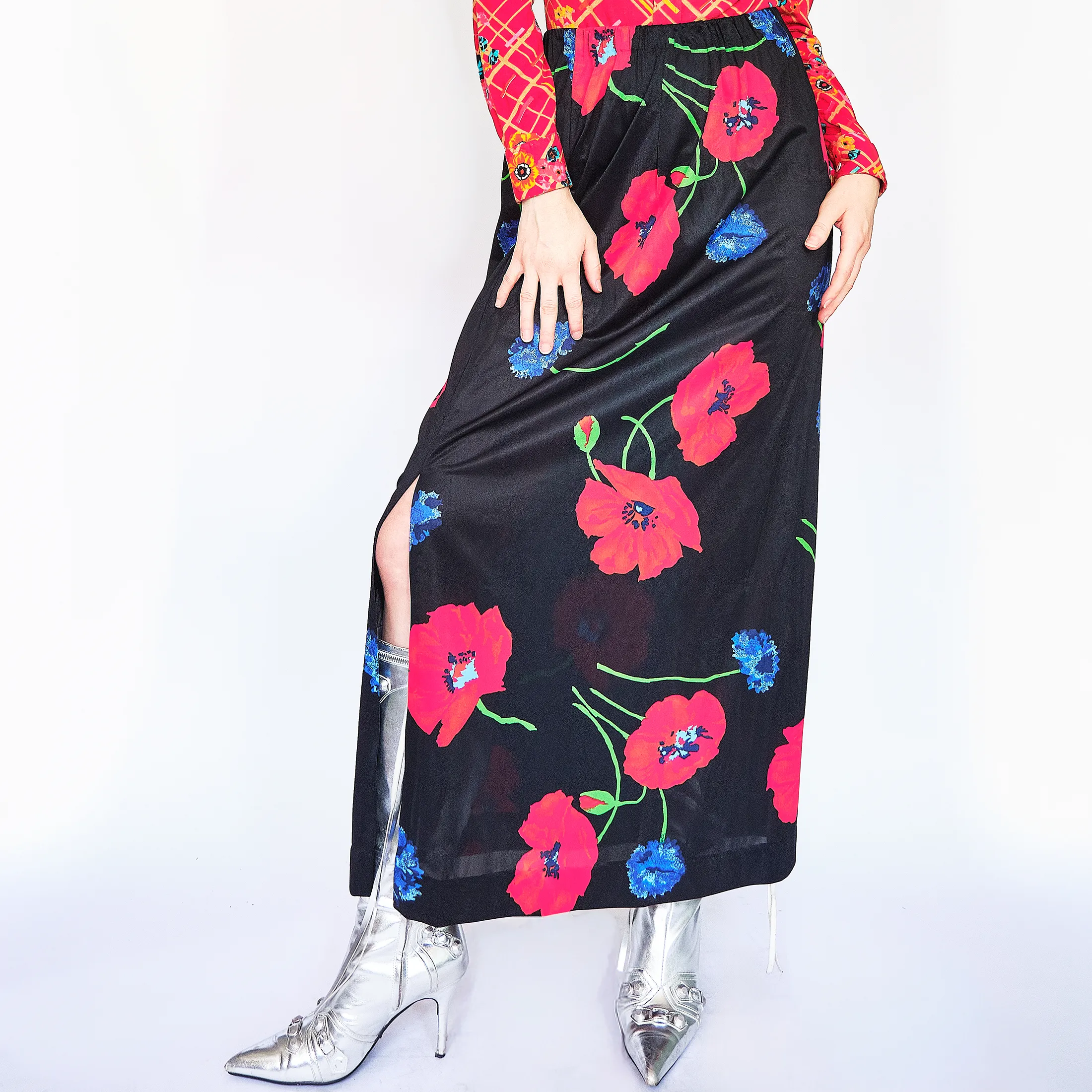 1970s/80s Saks Fifth Avenue Poppy Print Nylon Maxi Skirt – Size 2/4 - Image 11
