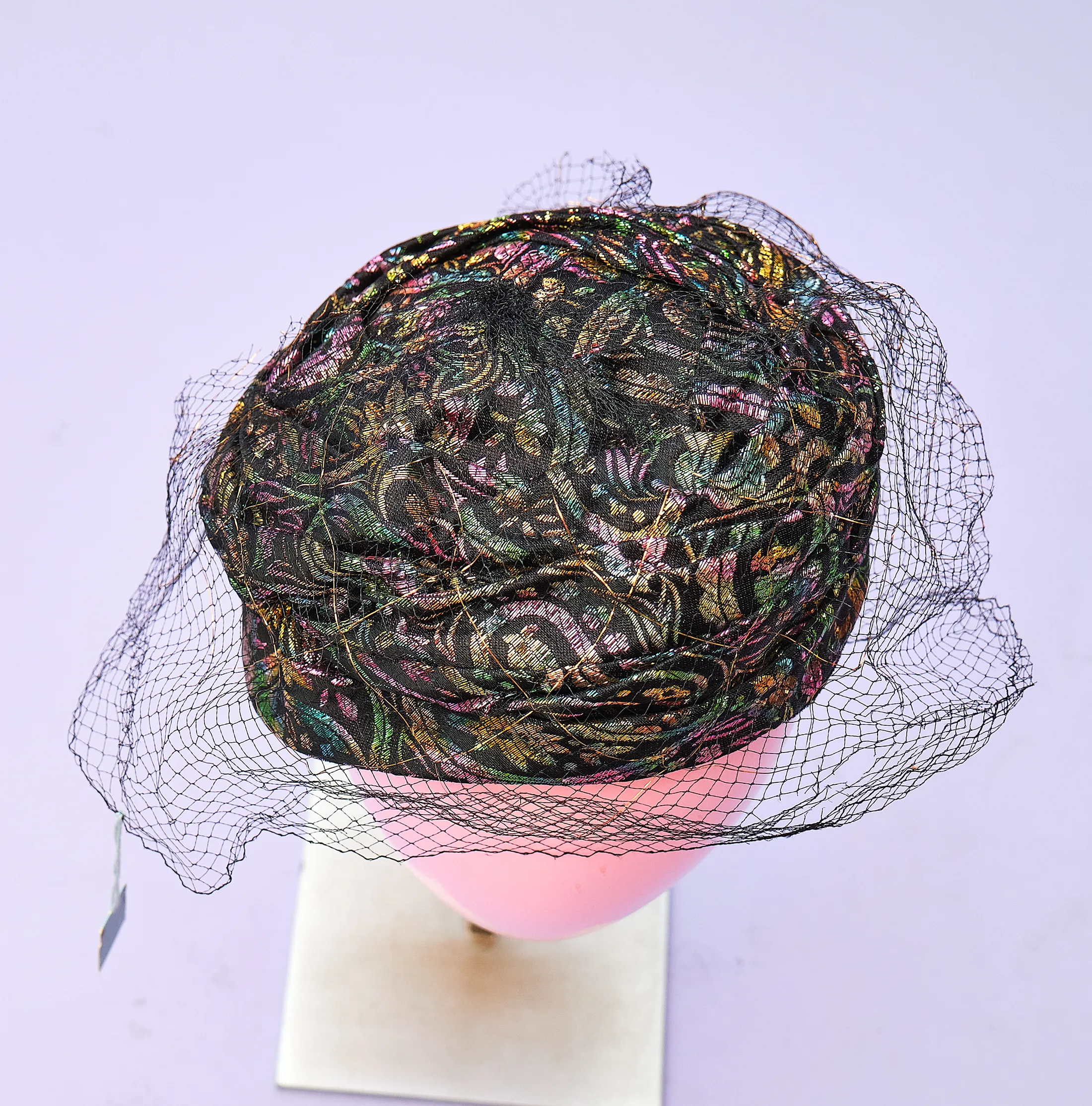 1960s Odette Mode Brocade Veiled Hat – One Size - Image 5