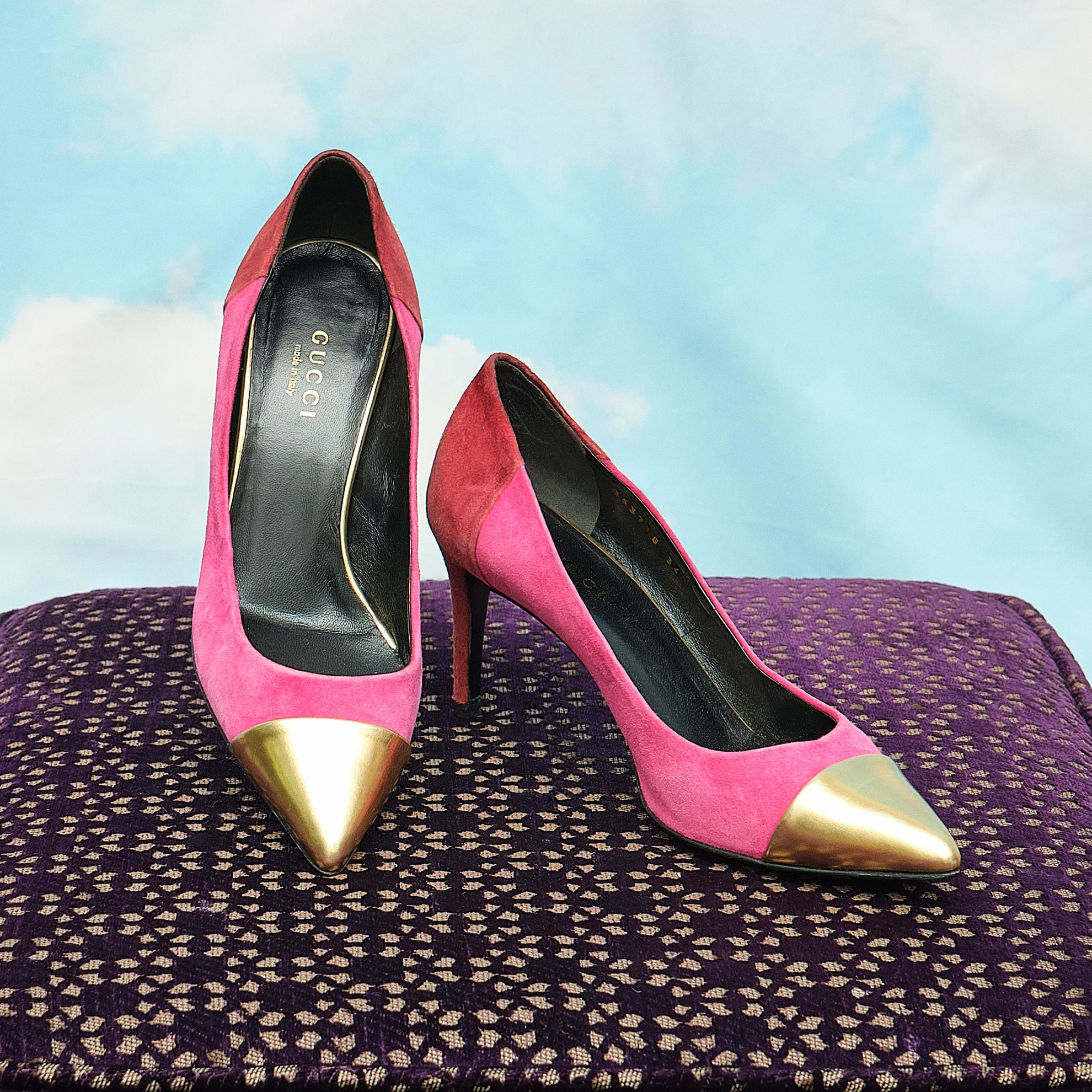 Gucci Fuchsia and Burgundy Suede Metallic Gold Cap-Toe Pumps, Modern US 4
