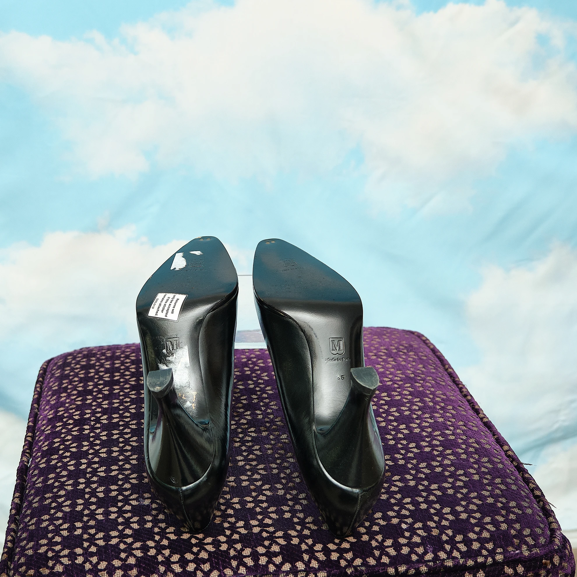 1990s Bruno Magli Black Leather Soft Square-Toe Pumps, Modern US 4.5/5 - Image 4