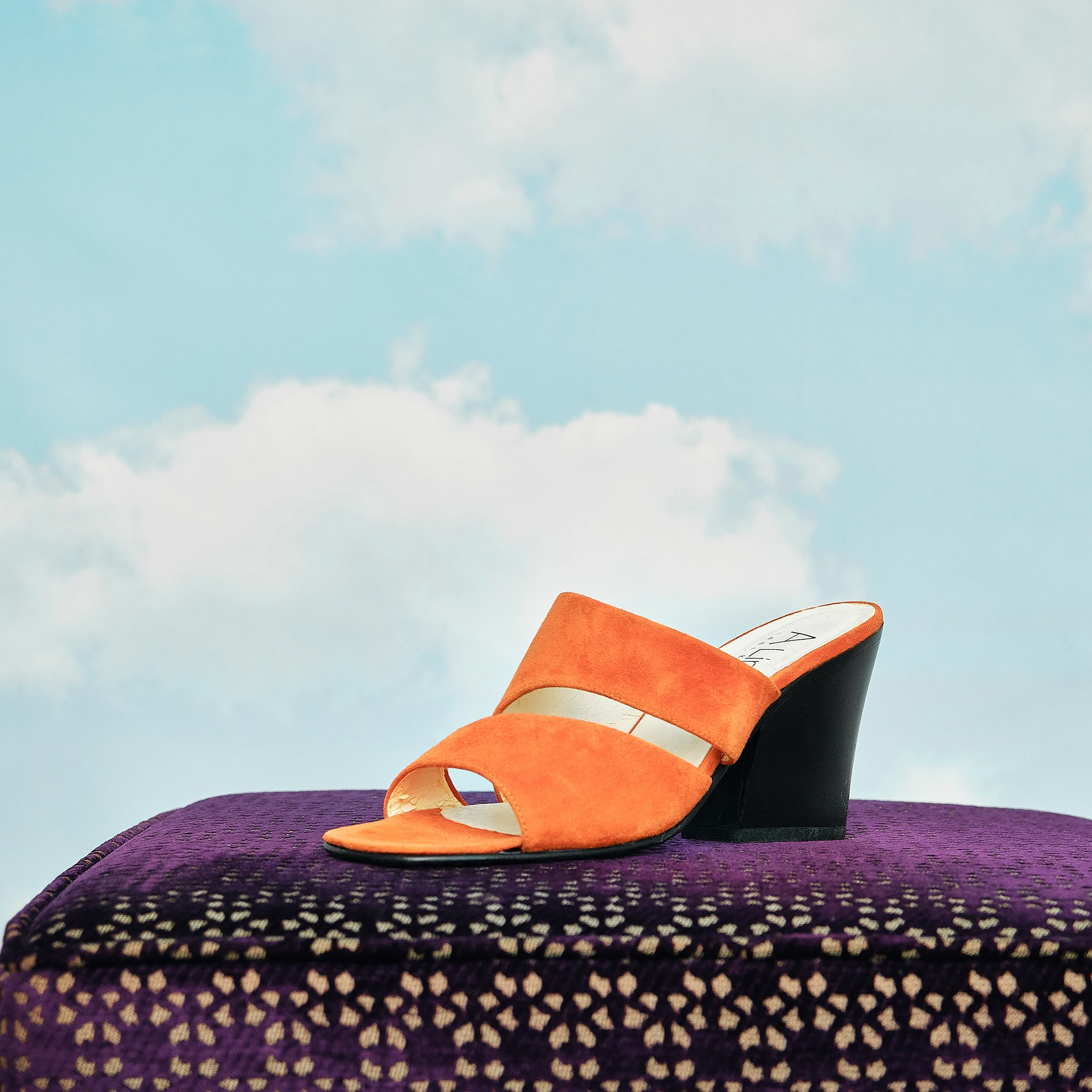 Late 1990s/Early 2000s A Line Anne Klein Orange Suede-Textured Block-Heel Mules, US 7.5 M - Image 3