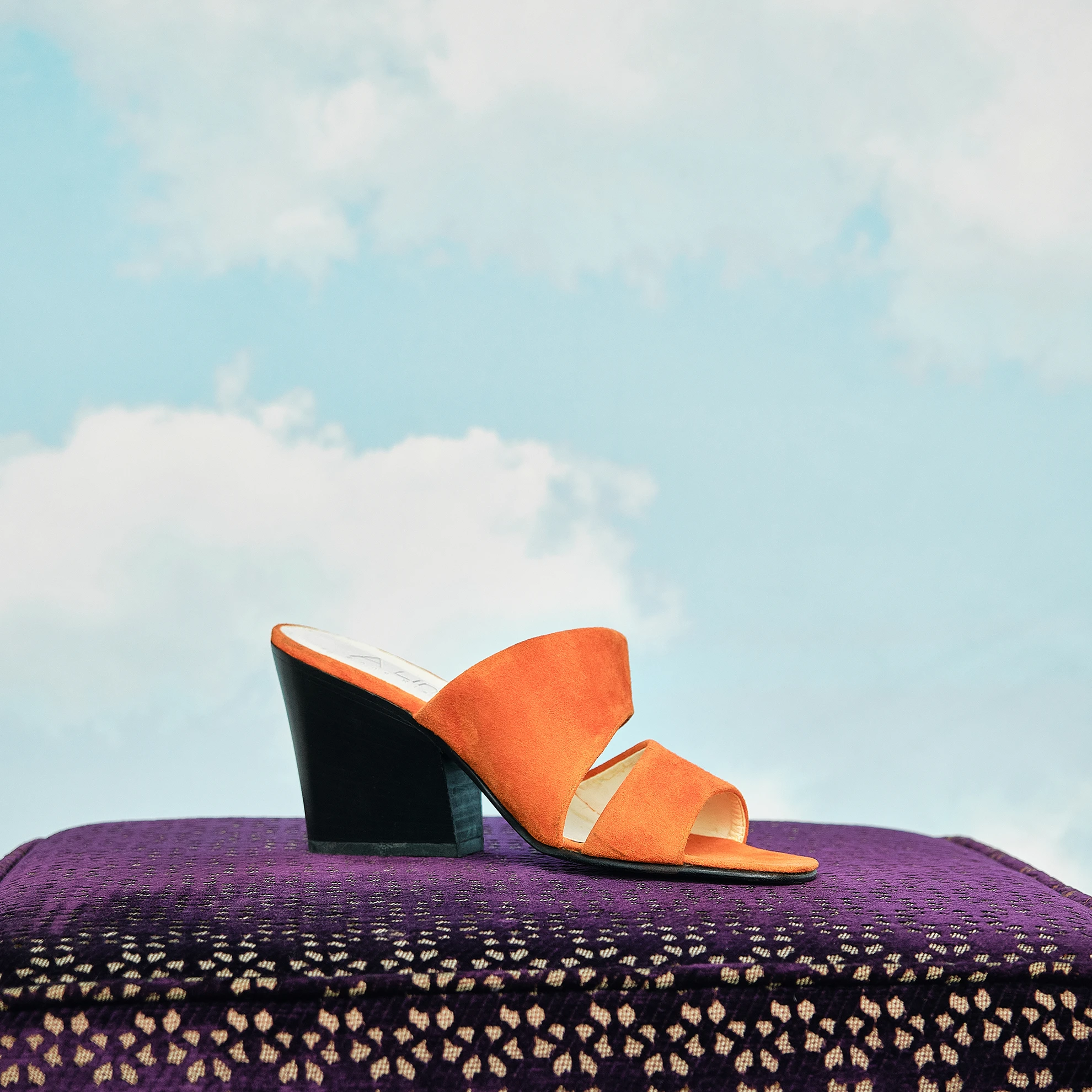 Late 1990s/Early 2000s A Line Anne Klein Orange Suede-Textured Block-Heel Mules, US 7.5 M - Image 4