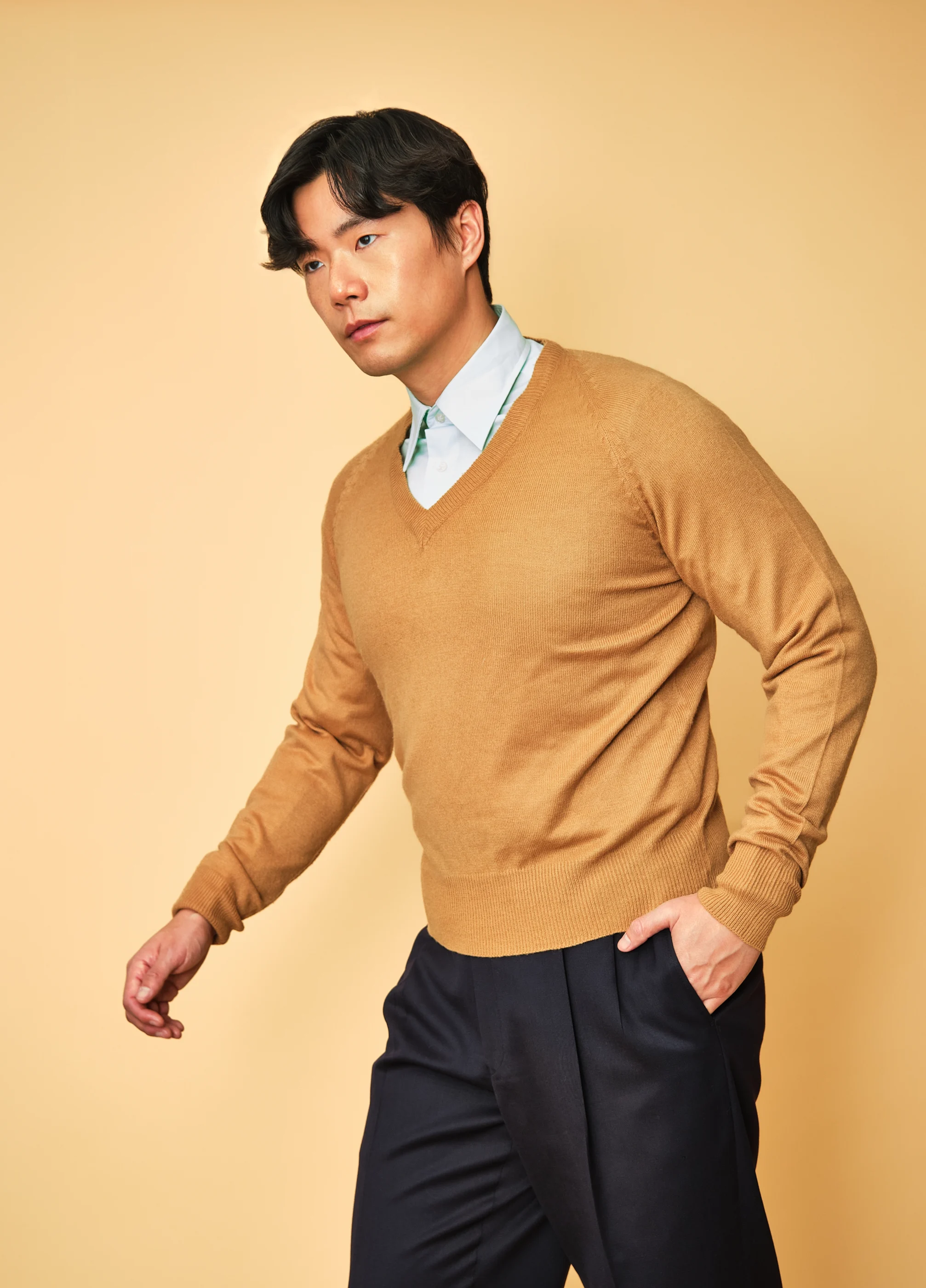 Vintage Camel V-Neck Sweater by Komon – Men’s Medium - Image 16