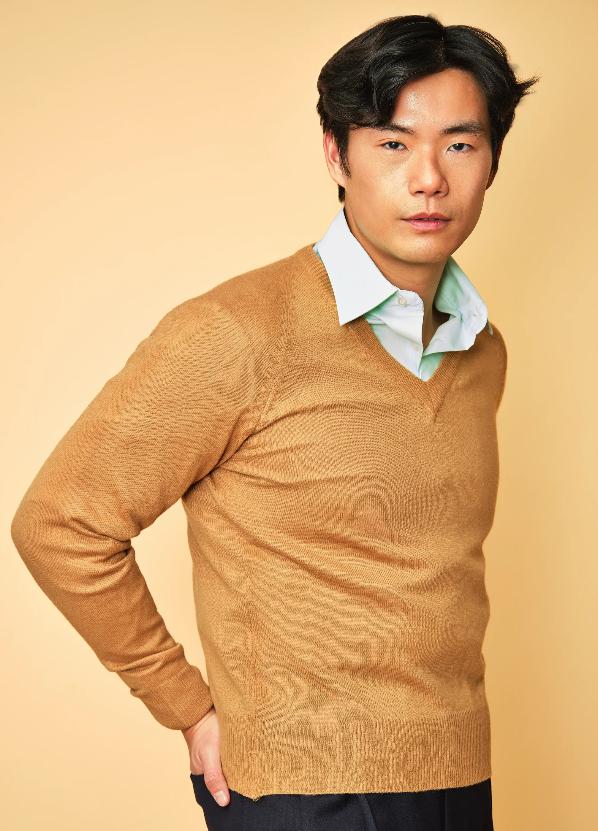 Vintage Camel V-Neck Sweater by Komon – Men’s Medium - Image 7