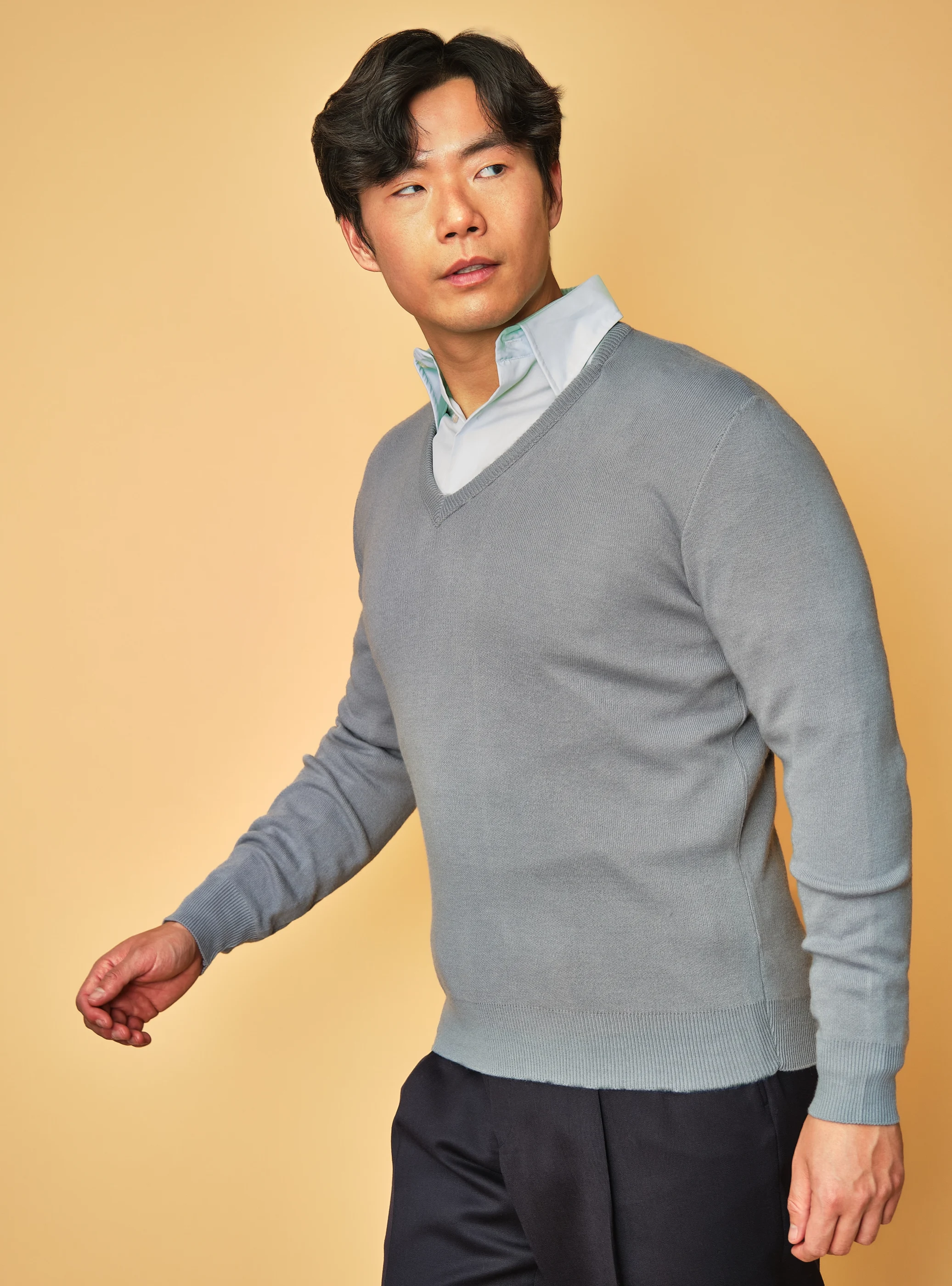 Deadstock Vintage Blair Light Gray V-Neck Sweater – Men’s Medium - Image 14