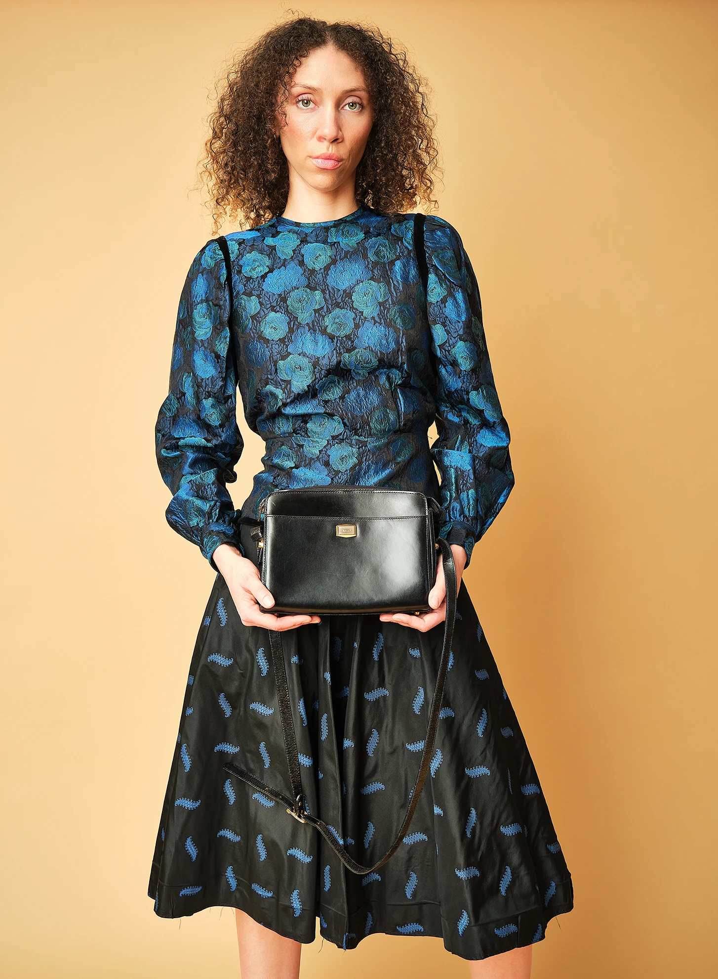 1980s/1990s Bally Black Leather Box Crossbody Bag - Image 8