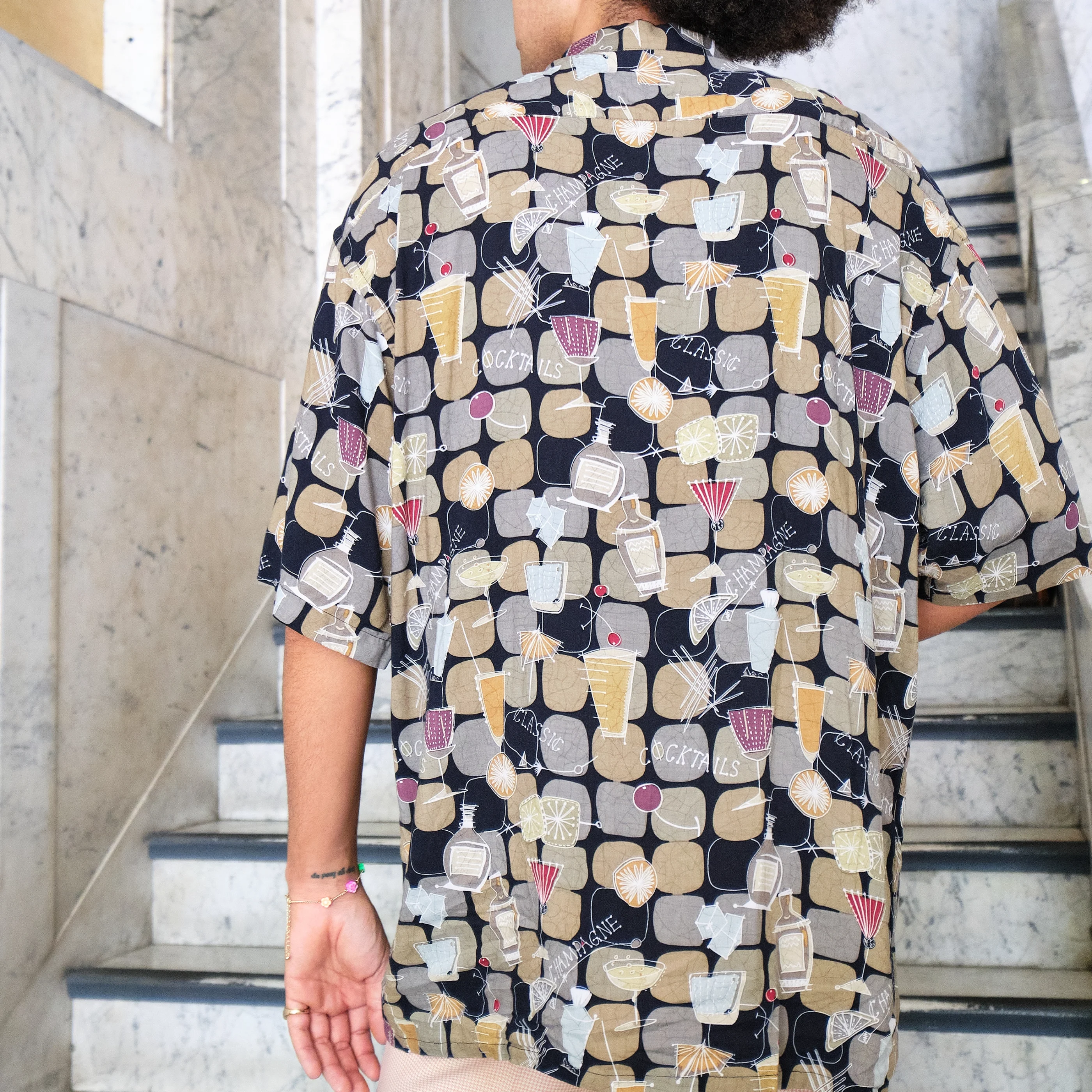 1990s Classic Cocktails Novelty Print Shirt, Modern Men’s L/XL - Image 3