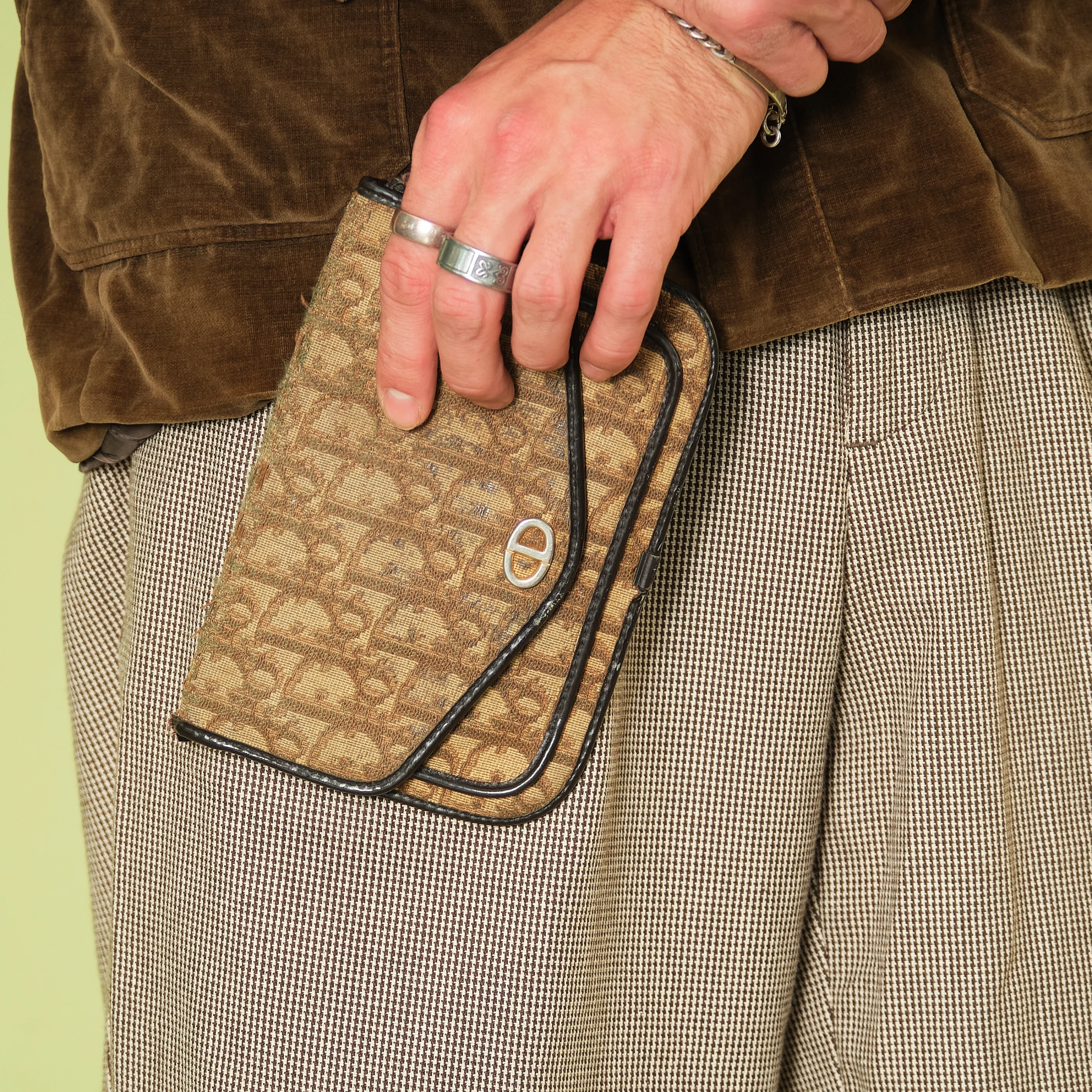 Vintage Christian Dior Brown Trotter Monogram Envelope Clutch - Image 4