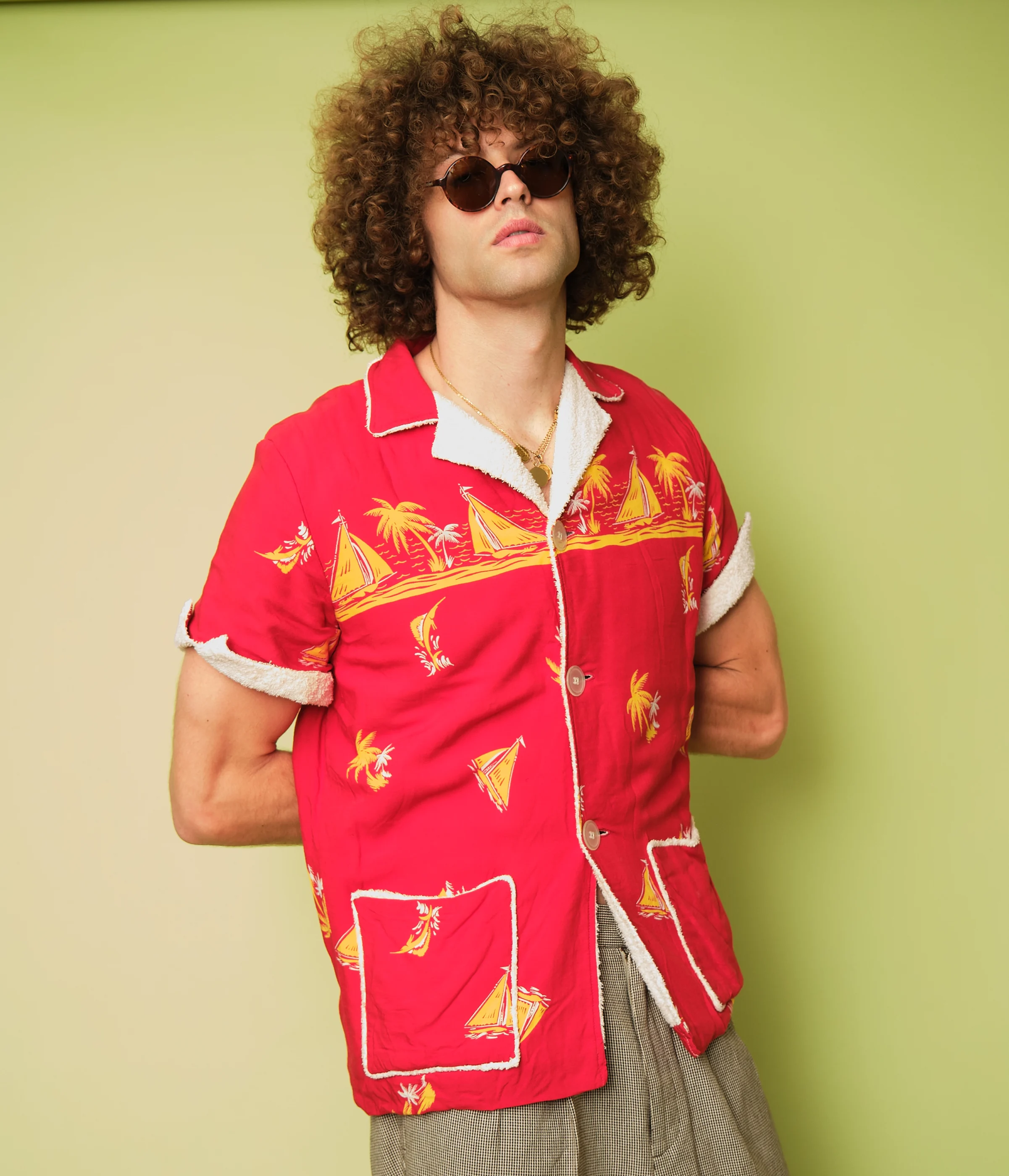 1950s/1960s Sun Casuals of Miami Red Sailboat Terry-Lined Cabana Shirt – Modern Men’s S/M to Slim M - Image 6