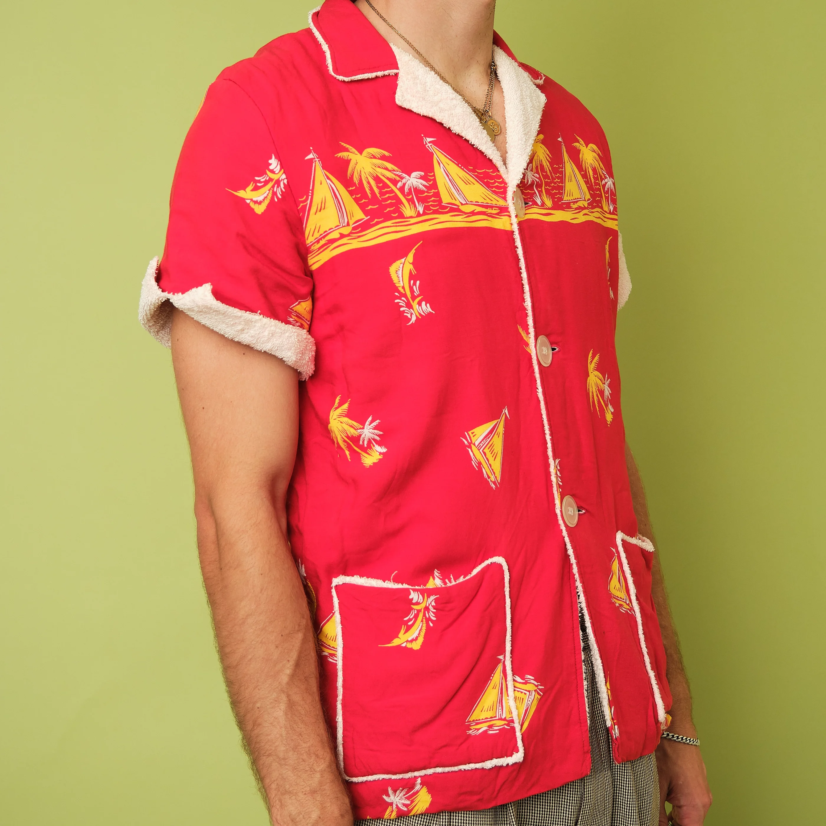1950s/1960s Sun Casuals of Miami Red Sailboat Terry-Lined Cabana Shirt – Modern Men’s S/M to Slim M - Image 5
