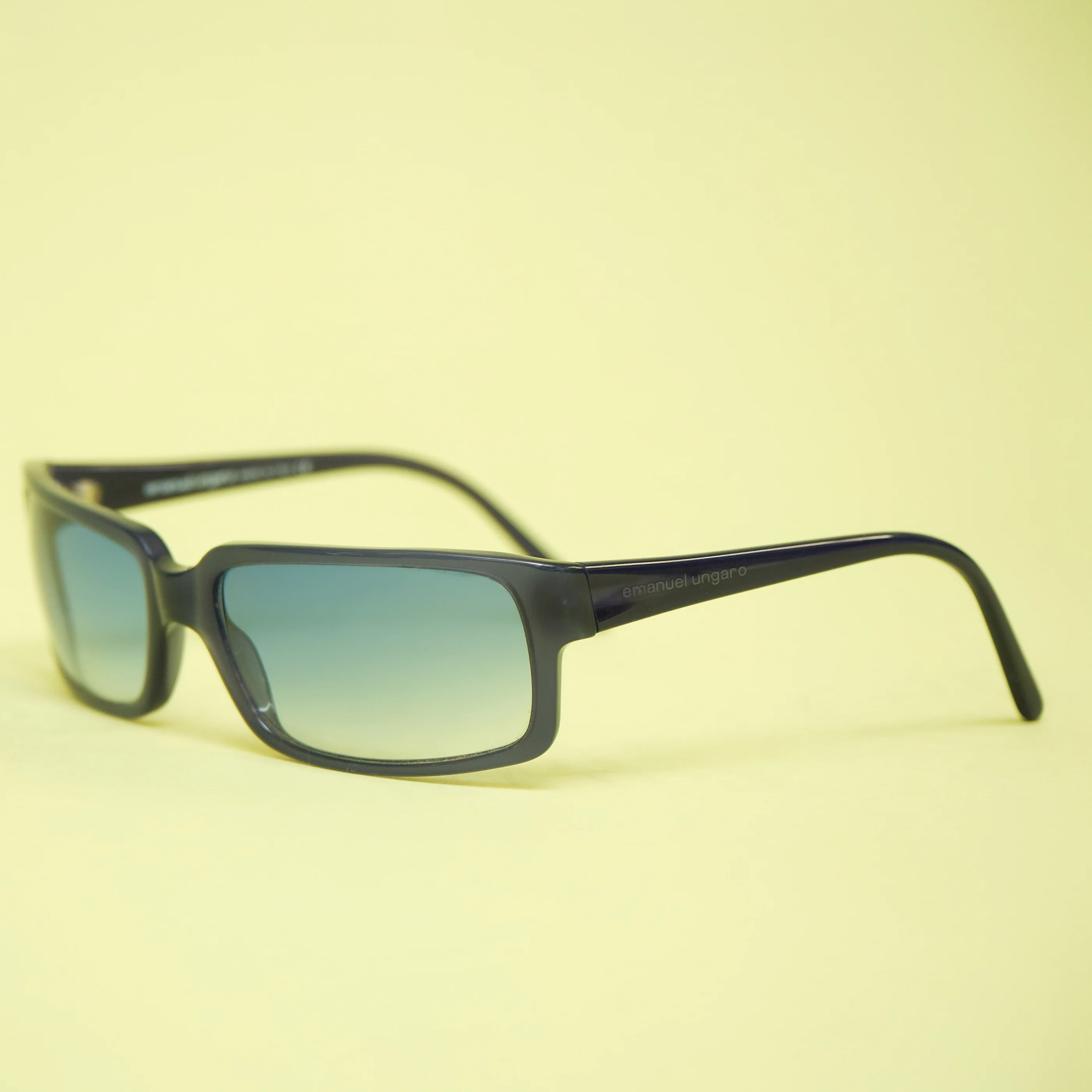 Emanuel Ungaro Made in Italy Rectangular Blue Gradient Sunglasses - Image 4