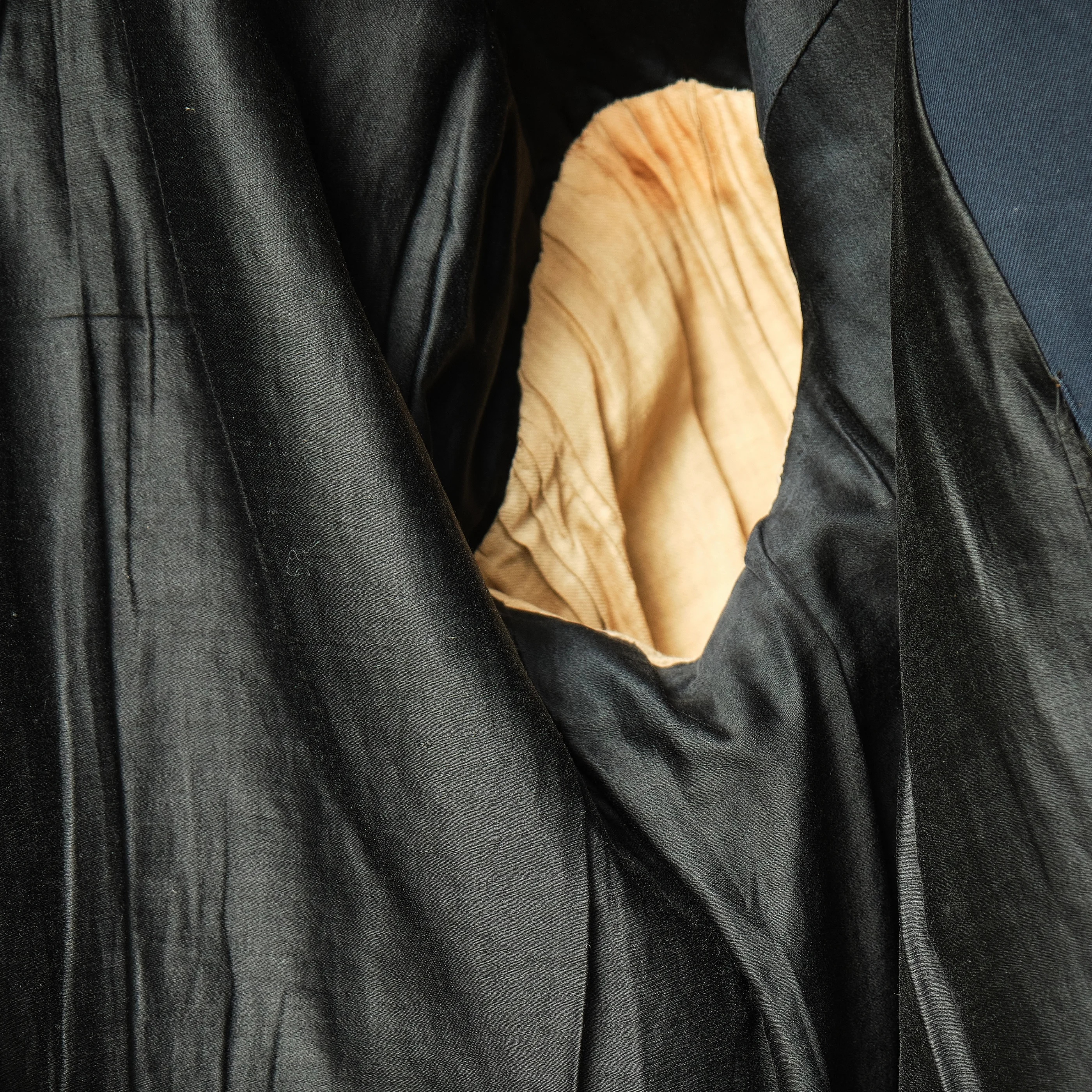 Vintage U.S. Navy Dress Blue Double-Breasted Uniform Jacket – Modern Men’s S/M / Approx 38R - Image 9