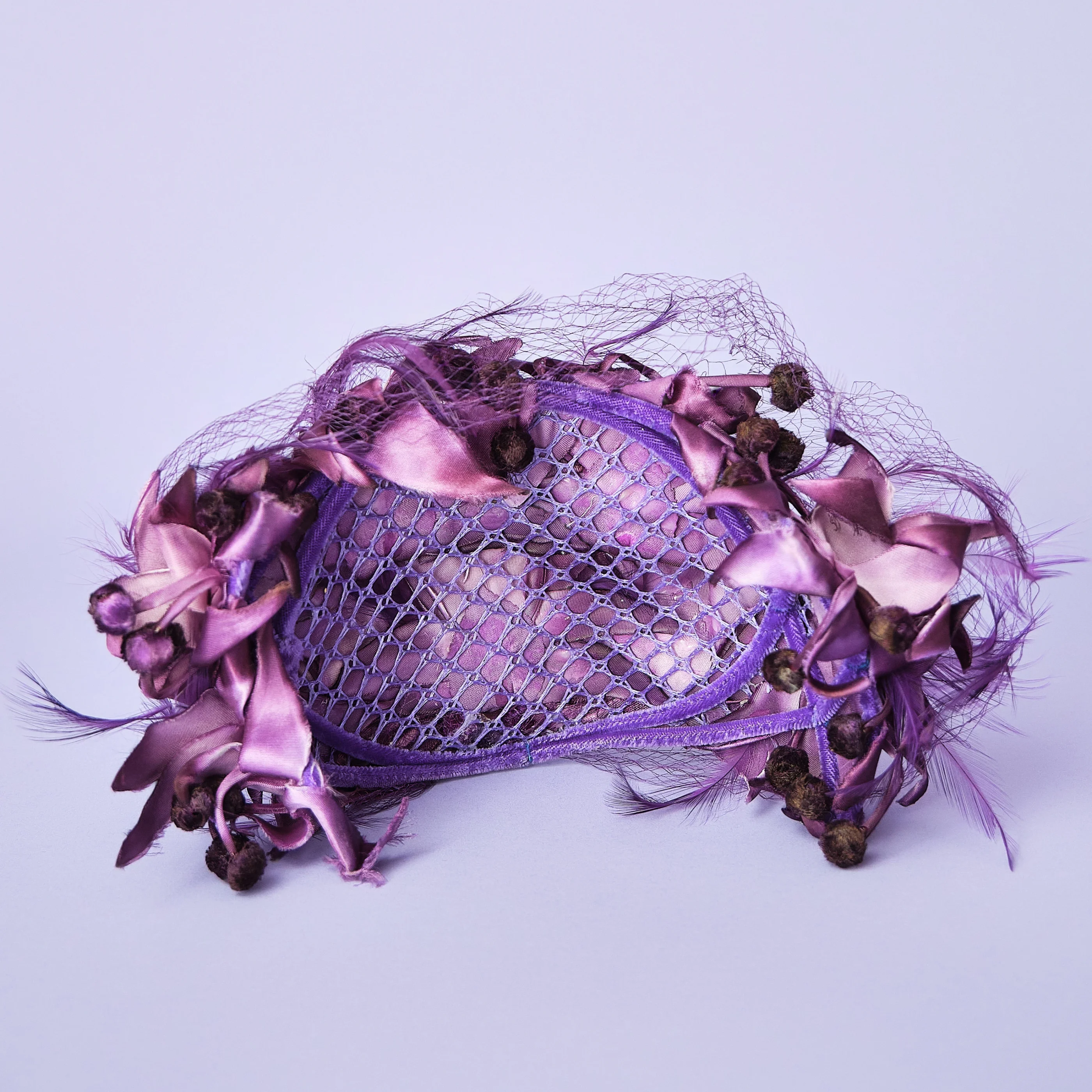1950s/60s Purple Crushed Velvet Feather Cocktail Hat with Veil - Image 10