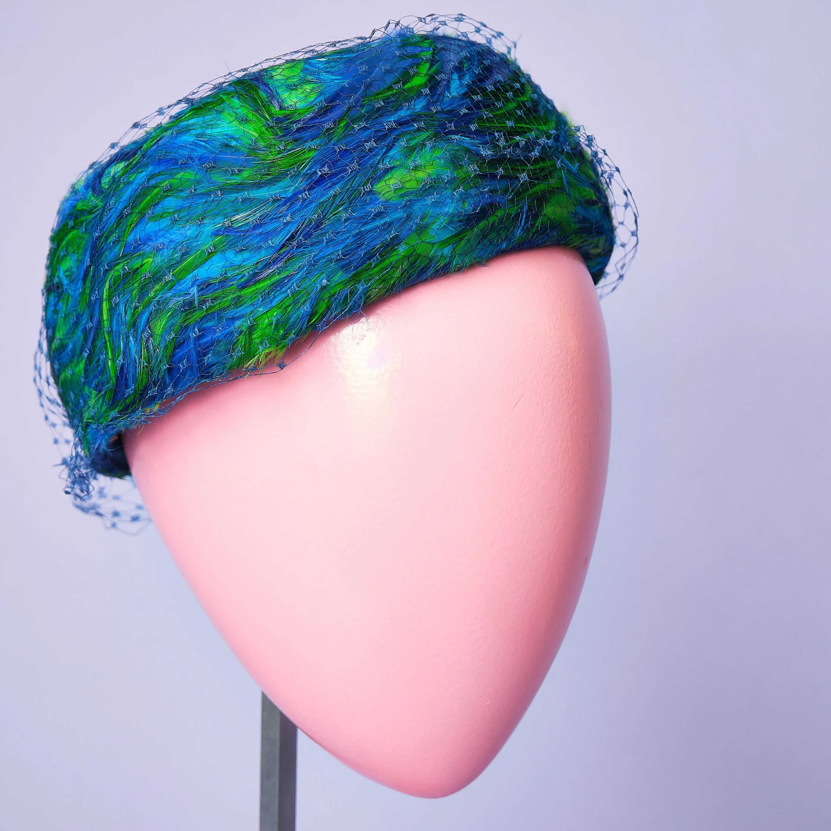 1960s AMY New York Blue Green Feather Hat for Marshall Field - Image 3