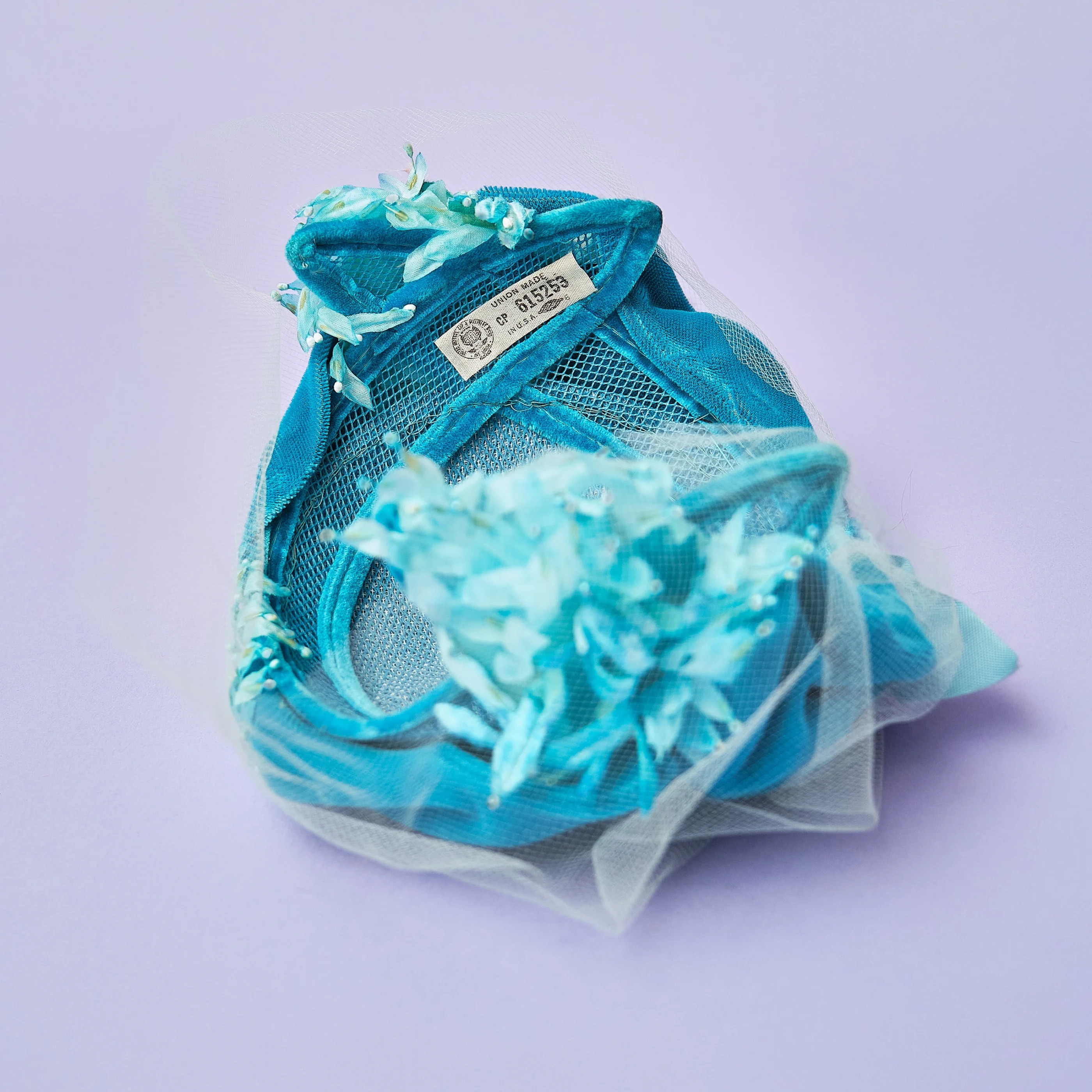 1960s Teal Silk Crushed Velvet Floral Cocktail Hat with Veil - Image 4