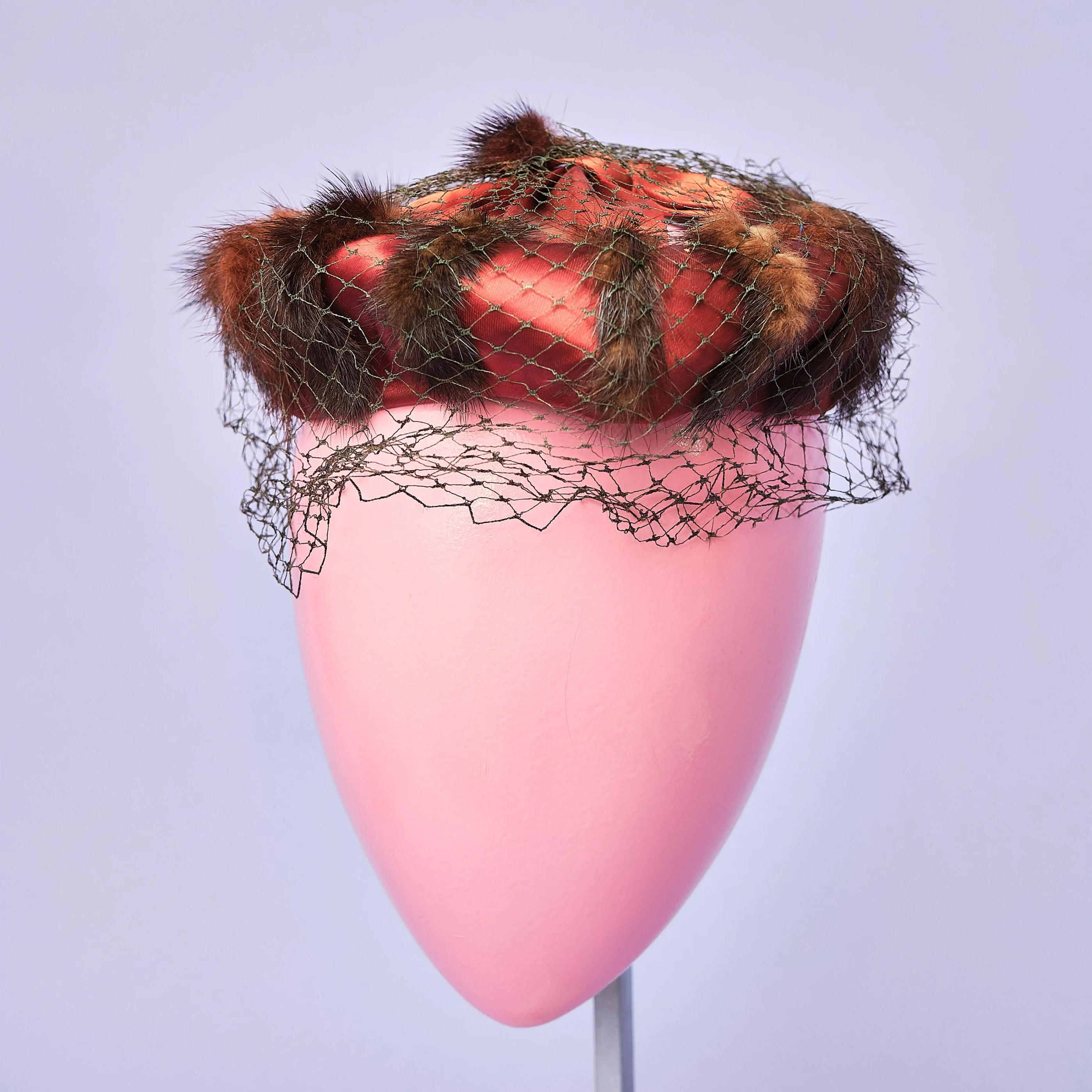 1950s/60s Rust Satin Mink-Trimmed Halo Cocktail Hat with Veil - Image 5