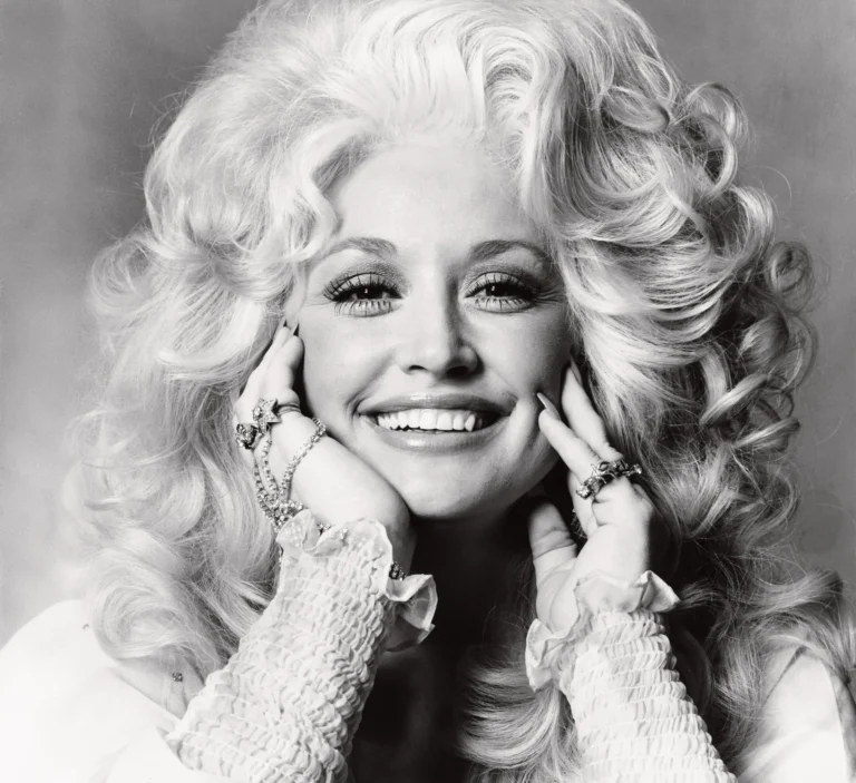Photographed by Irving Penn, Vogue, October 1977